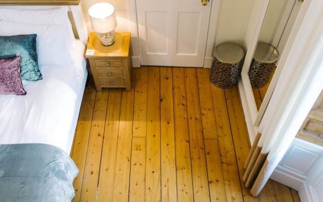 JOIVY Great Location! Heart of City Centre 3bed Apartment