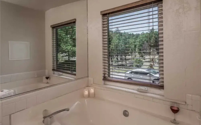 Alto Pines - Three Bedroom Cabin