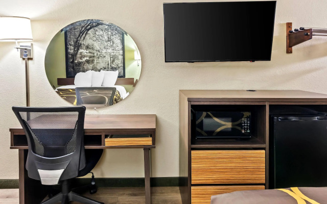 Super 8 by Wyndham Columbia SC / Ft. Jackson