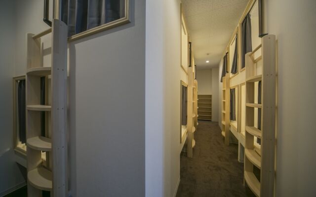 The Micro Museum Hostel Aoyama