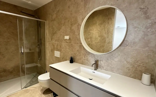 Garden Residence - Premium Alpine View Apartment