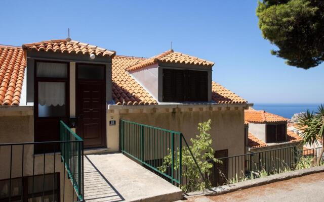 Apartment Wuthering Heights