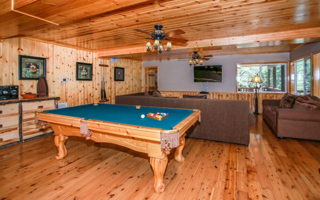 Angel View Chalet 885 by RedAwning