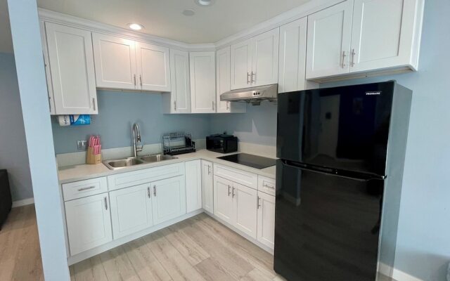 Quintessence ApartHotel