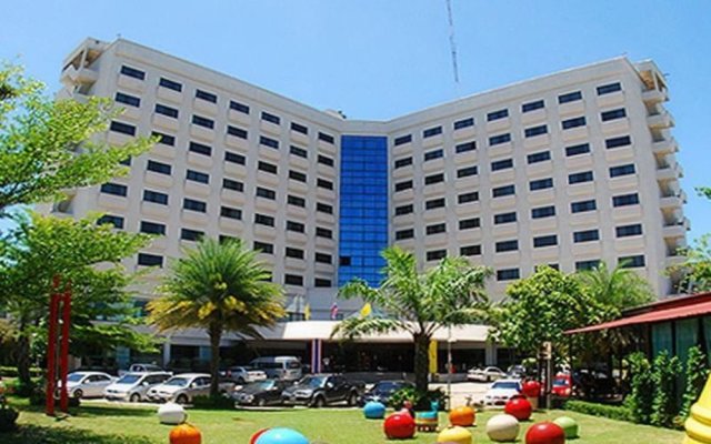 拉差布里黄金城市酒店(Golden City Hotel Ratchaburi)