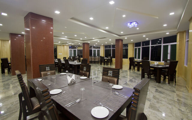 Snow Touch Resort (Shri Nath Group)