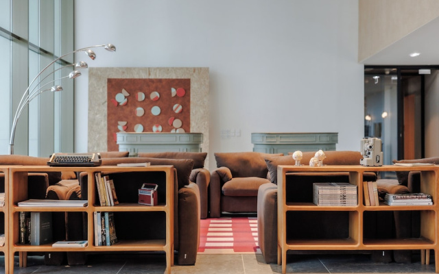 Upon Harbor - Seixal Bay Hotel