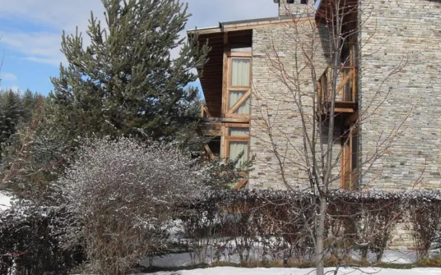 Vihren Chalets in Katarino Complex