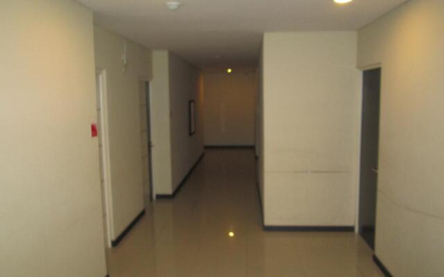 Townhouse Oak Cihampelas Near Ciwalk Formerly Promenade Hotel