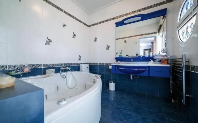 Villa Serenity House of an Elegant Immaculate Luxury Authentic Relaxing Space