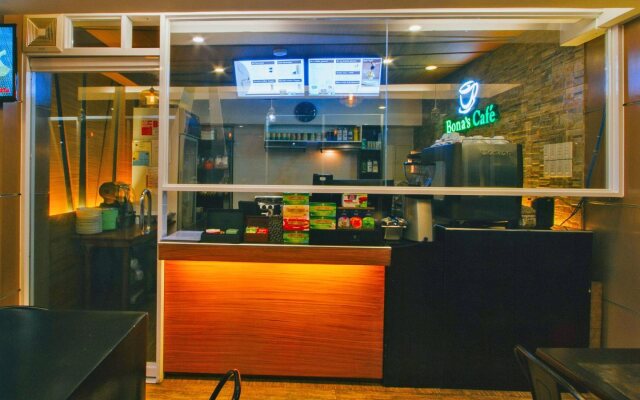 JJ Midcity Inn