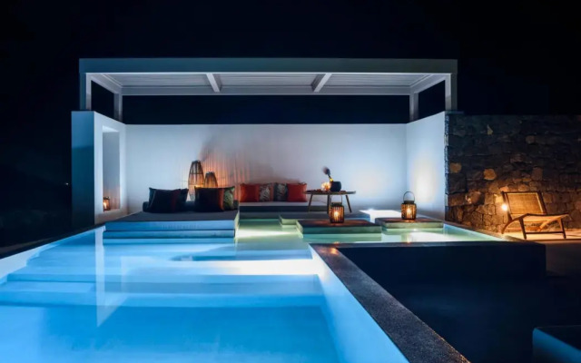 Potnia Theron Suites