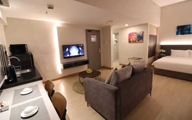 Crown Regency Serviced Suites