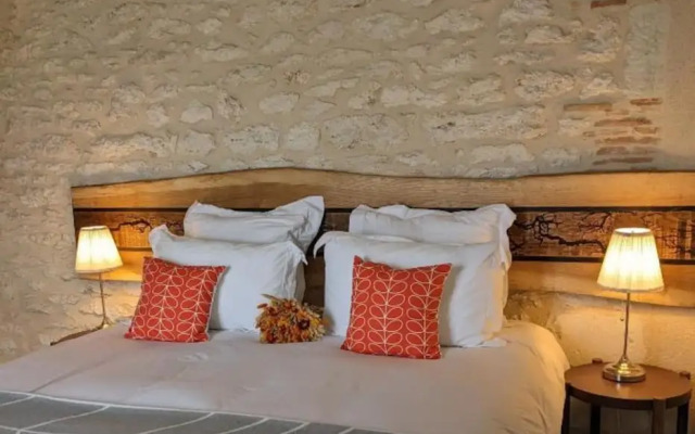 Old Presbytery Guest House