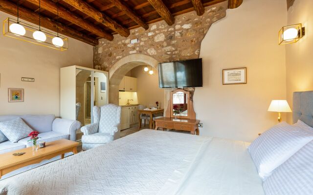 Phaedra Suites
