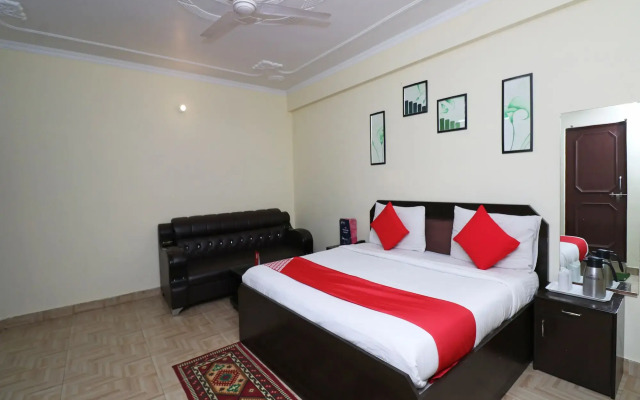 OYO 17422 Sidra Guest House