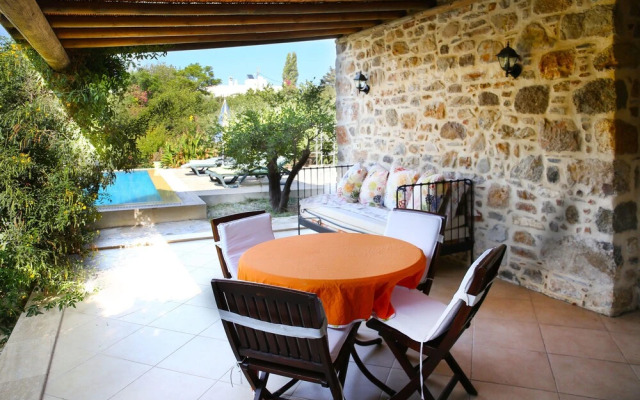 Important Group Villa BD416 2 Bedrooms