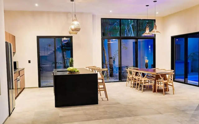 House Tulum Chic and Spacious Villa in the Jungle