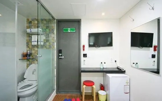 Star Guest House