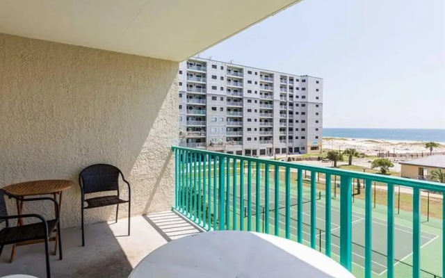 Plantation Palms by Meyer Vacation Rentals