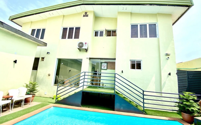 Plot1 Suites