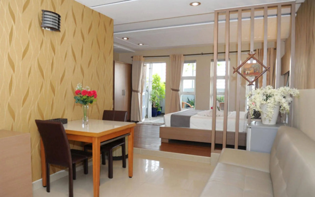 Thuy Sakura Hotel & Serviced Apartment