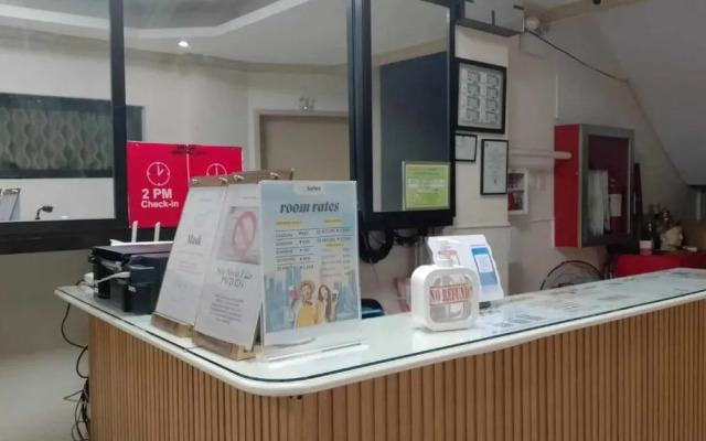 RedDoorz @ P3K Suites Manila