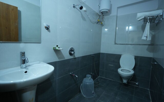Lemonridge Hotels Kukatpally