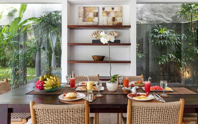 Villa Alice Dua by Villa Finder