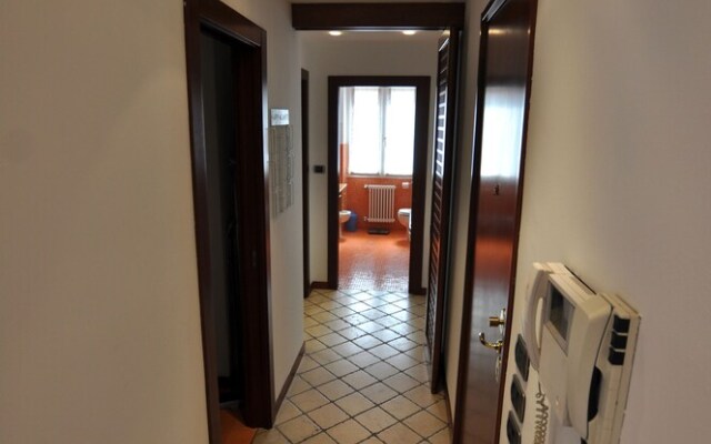 Gatto Romeo Apartments