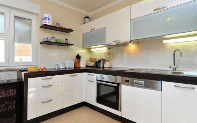 Apartment Azzini Violeta