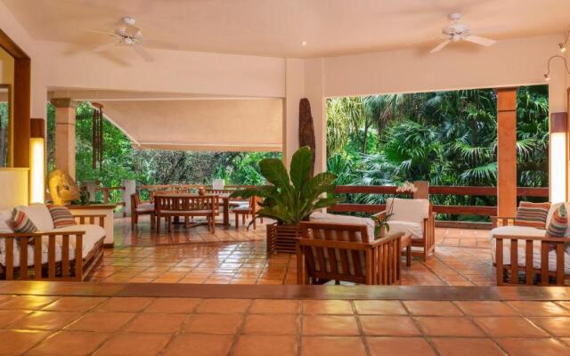 Capitán Suizo Beachfront Boutique Hotel