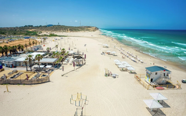 Poleg Beach Seaview Stay by Sea N' Rent