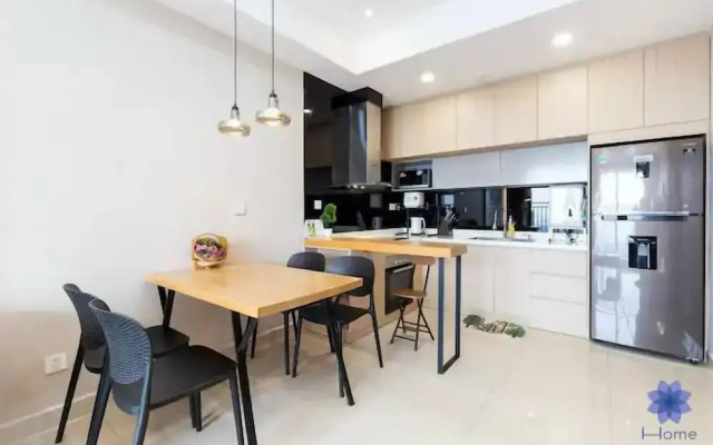 Botanica Orchard Luxury Near Airport