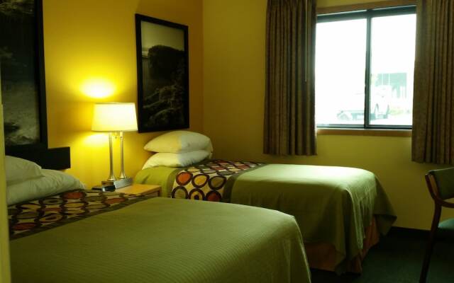 Super 8 Ottawa Starved Rock