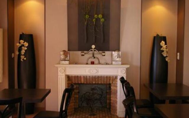Logis Hotel Le Cheval Noir