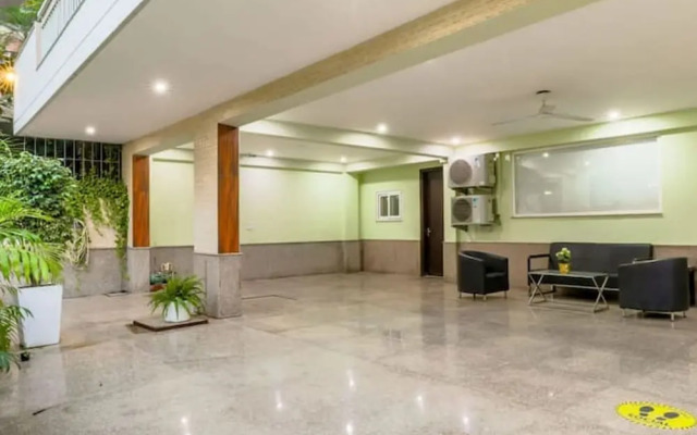 Modern City Retreat 2bhk Paras Fortis Balcony