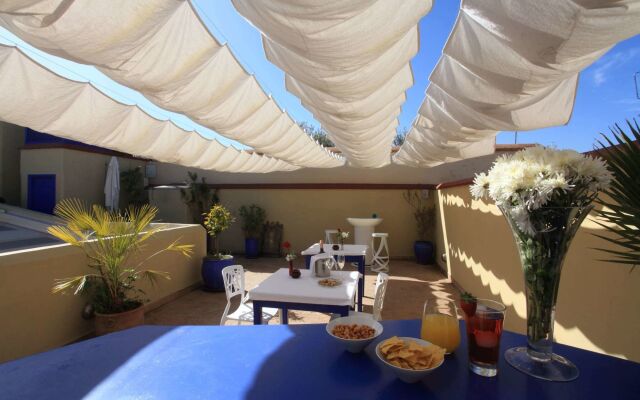 Riad Infinity Sea