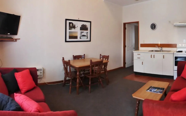 The Esplanade Motel & Conference Centre