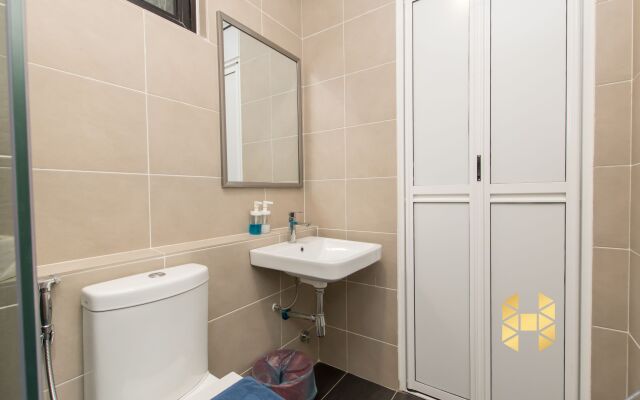 D Pristine Family Suites By Holi