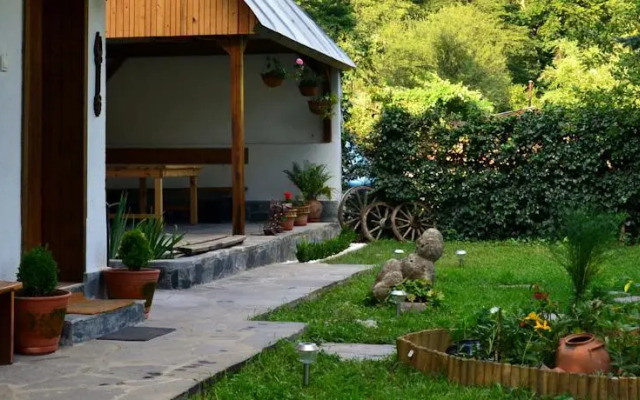 Markiza Holiday Home