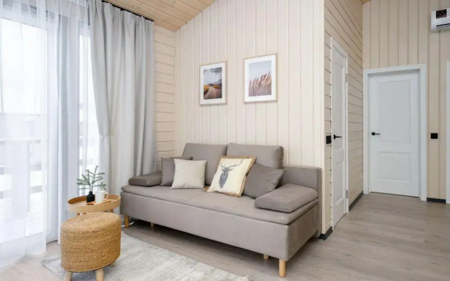 Дом Шелуха (Sheluha House) на улице Лесной