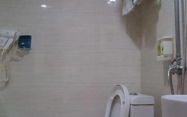 Houhai Express Hotel