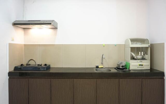 Best Location @ 3br Puri Garden Apartment by Travelio