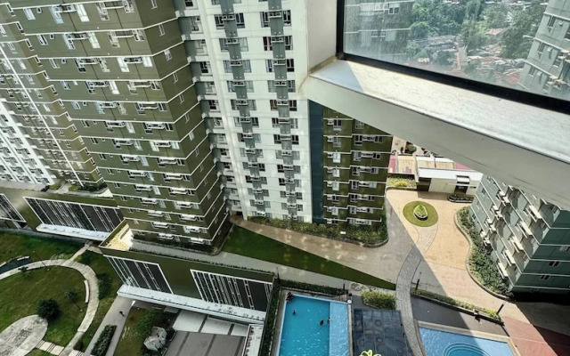 Cozy Studio in Cebu City With Garden View