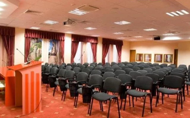 Отель Скалите