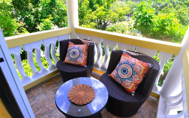 Takuma Boutique Hotel Rooms & Suites Jamaica