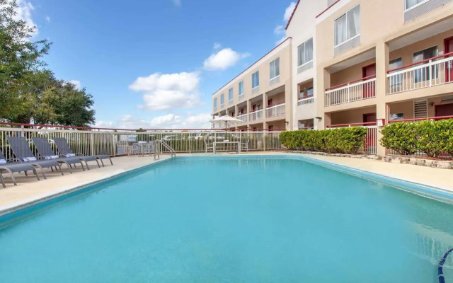 Quality Inn Orlando Near International Drive