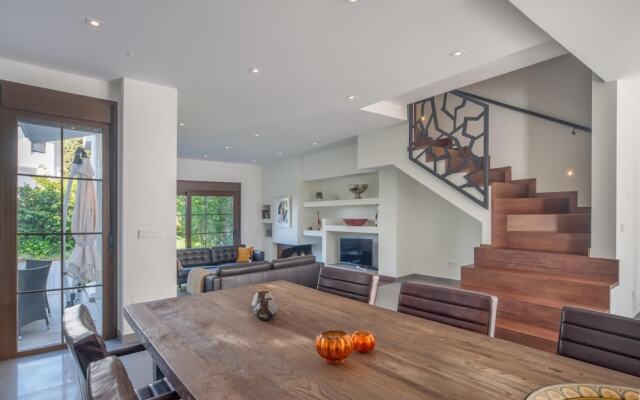 Aldea Blanca Luxury Townhouse