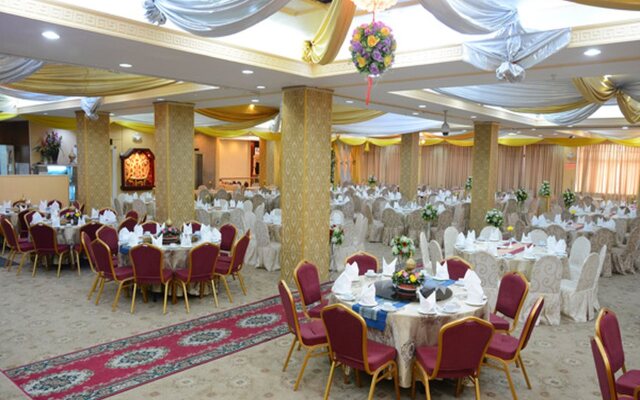 Central Hotel